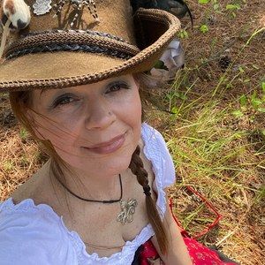 Meet your Posher, Krista